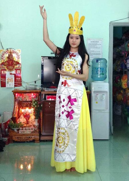 Áo dài Âu Lạc nữ màu trắng