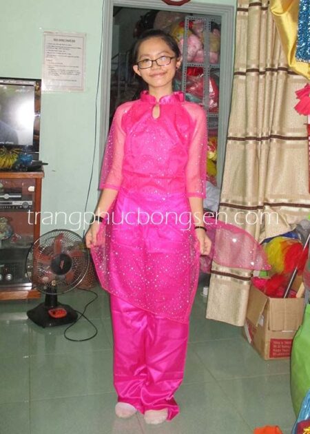 Áo dài cách tân kim sa tà xéo màu hồng