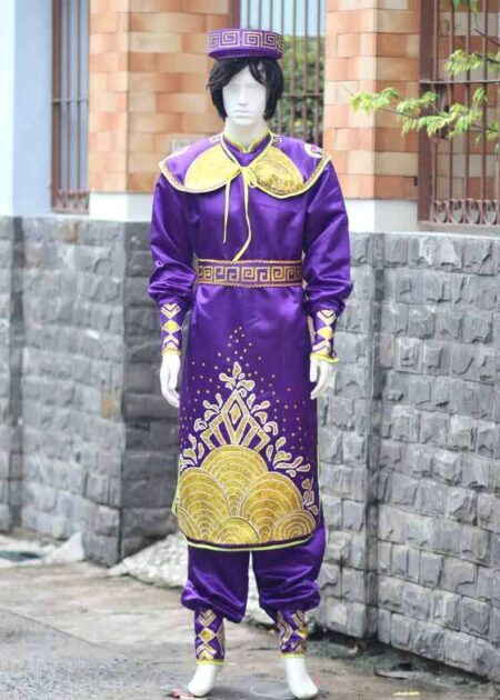 Áo dài tướng màu tím vẽ hoạ tiết