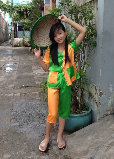 Bà ba đồng trẻ em dao cam - xanh lá