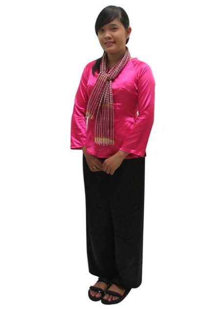 Bà ba nữ phi bóng màu hồng tươi