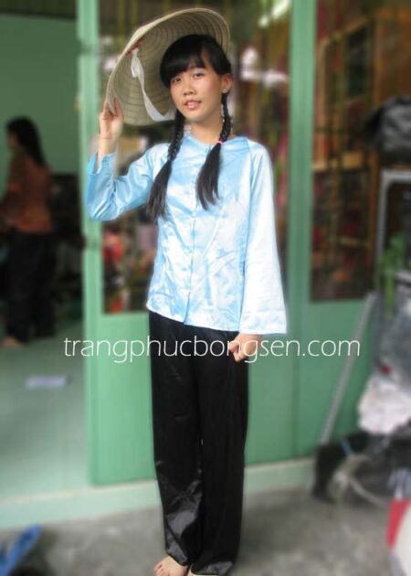 Bà ba nữ phi bóng màu xanh da trời