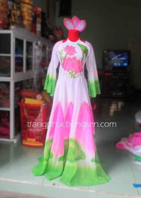 Đầm múa sen cổ yếm tay dài