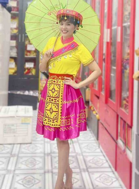 Dân tộc H'Mông / Mèo vàng phối hồng