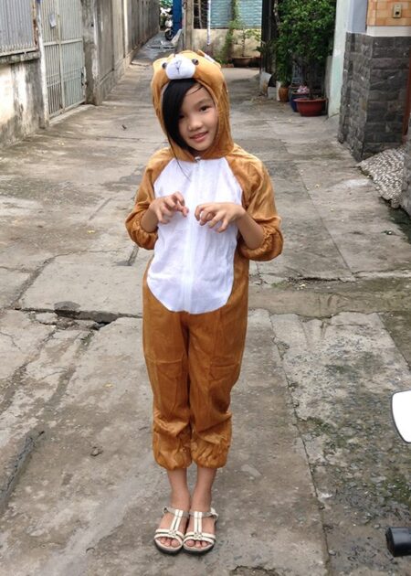 Đồ thú hở mặt trẻ em - con gấu