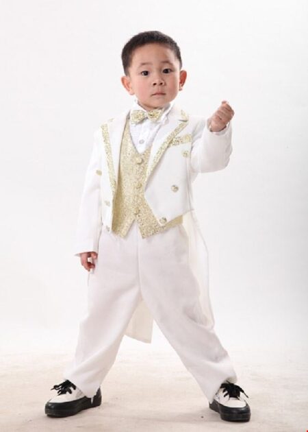 Đồ vest đuôi tôm màu trắng