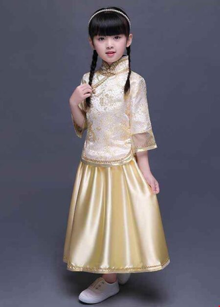 Sườn xám nữ mầm non gấm vàng