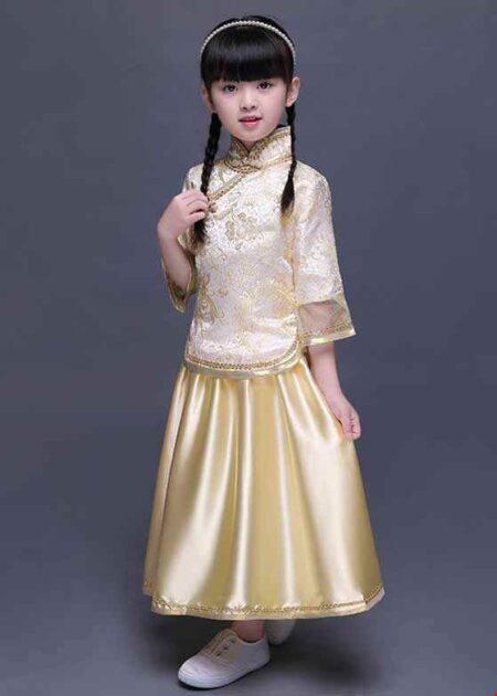 Sườn xám nữ mầm non gấm vàng