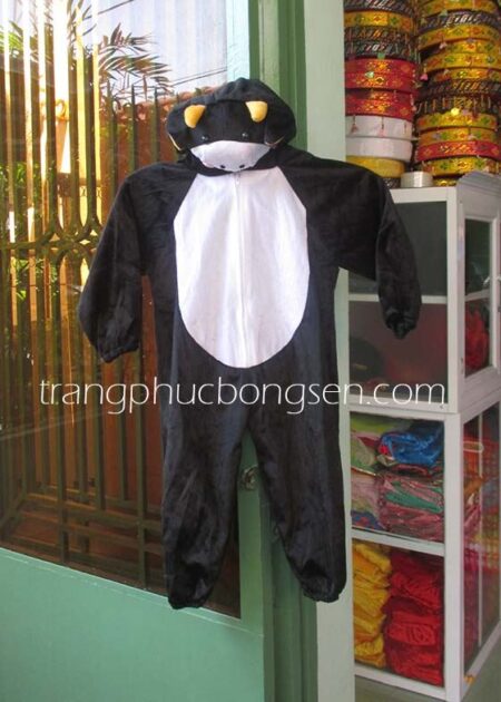 mầm non - con trâu đen