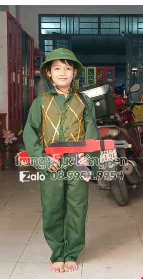 Trang phục áo trấn thủ bộ đội