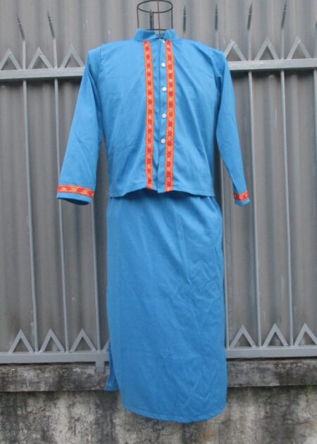 Trang phục Chăm trẻ em nam xanh viền đỏ