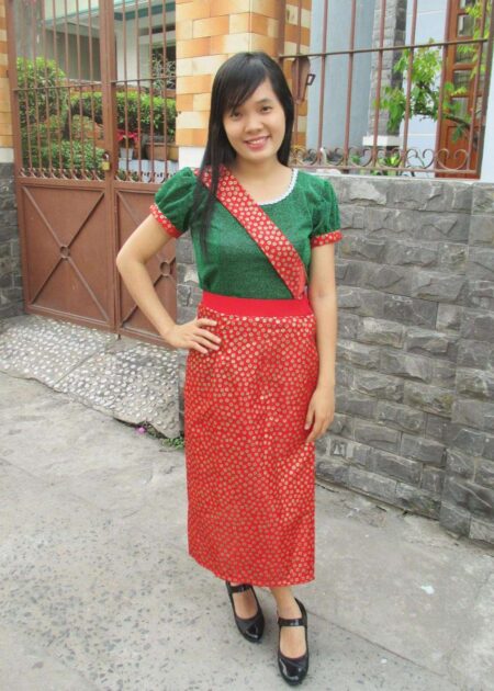 Trang phục Khmer (khơ me) áo xanh váy đỏ