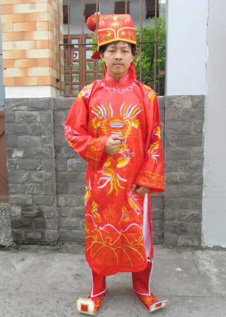 Trang phục quan, táo quân đỏ