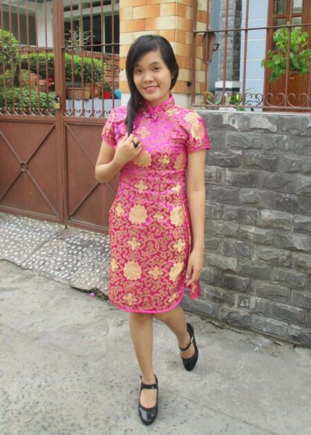 Trang phục Sườn Xám gấm sen hồng