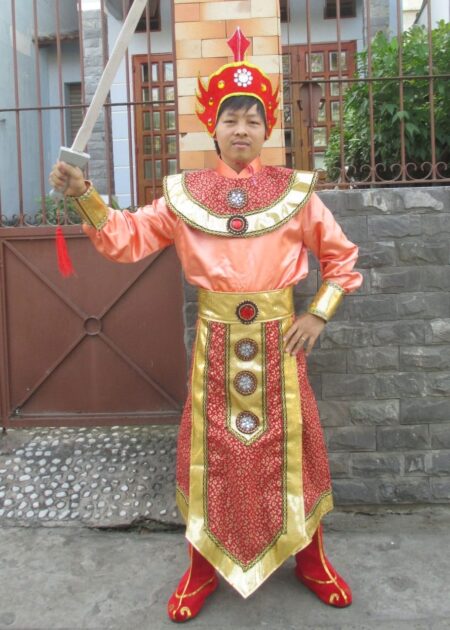 Trang phục tướng quân màu cam, đai dài